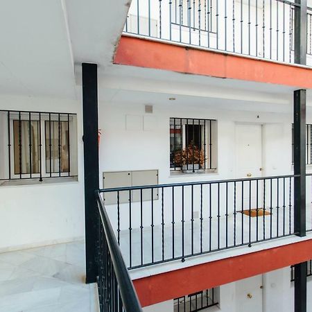 One & Lux- Lagar Apartment Севиля Екстериор снимка