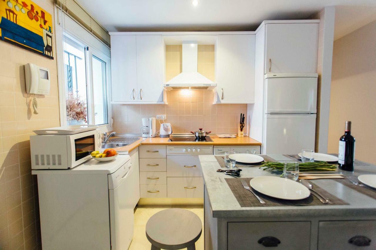 One & Lux- Lagar Apartment Севиля Екстериор снимка